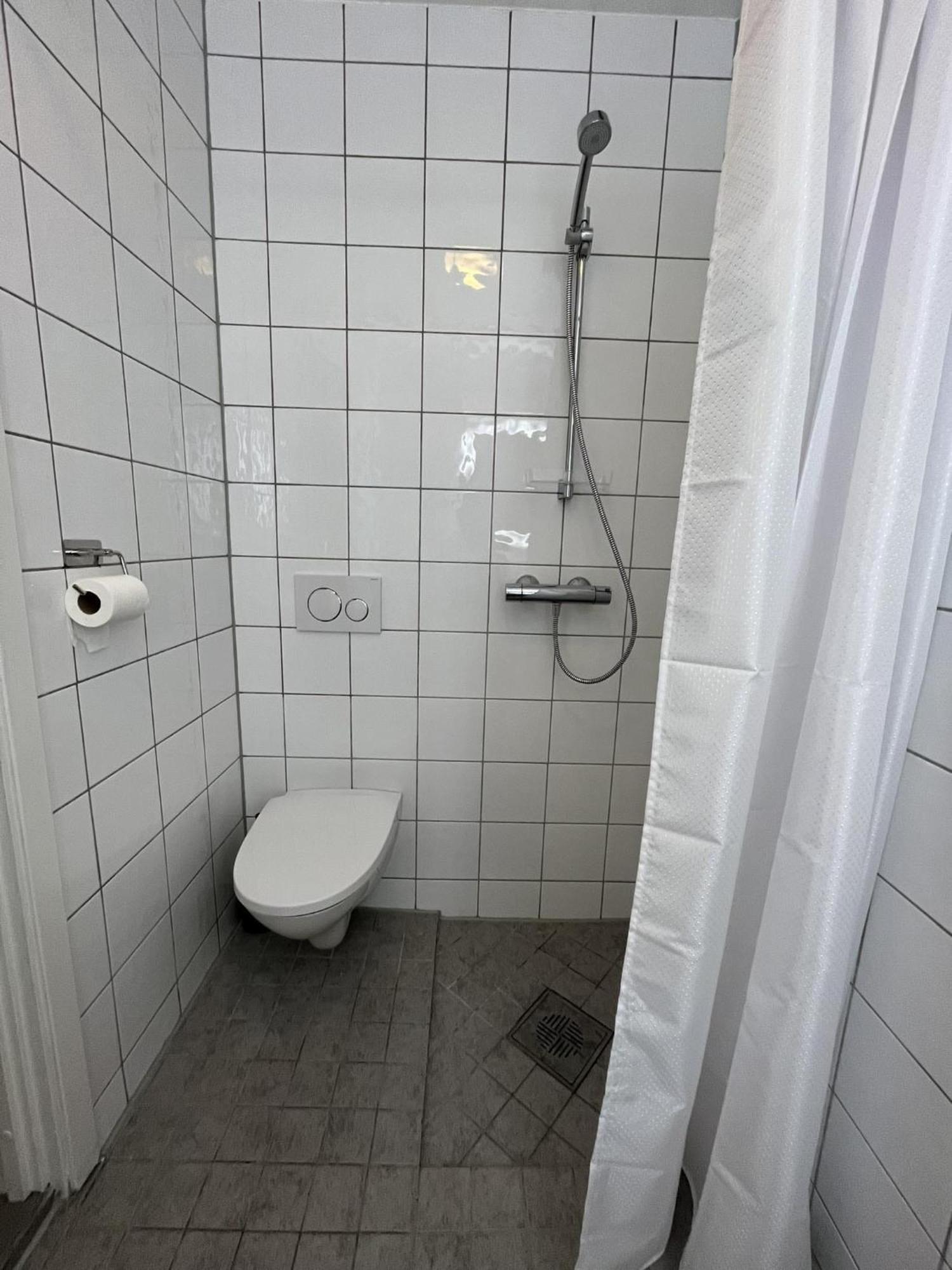 Gruenerlokka Shared Lägenhet *